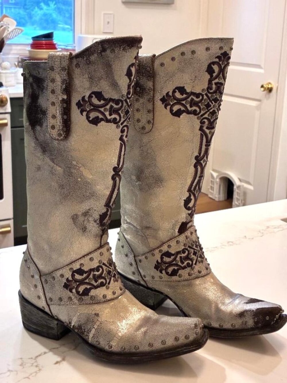 Old Gringo Tall Western SnipToe Boots 6B Silver Brown Studded Cross Embroidered - Picture 7 of 15
